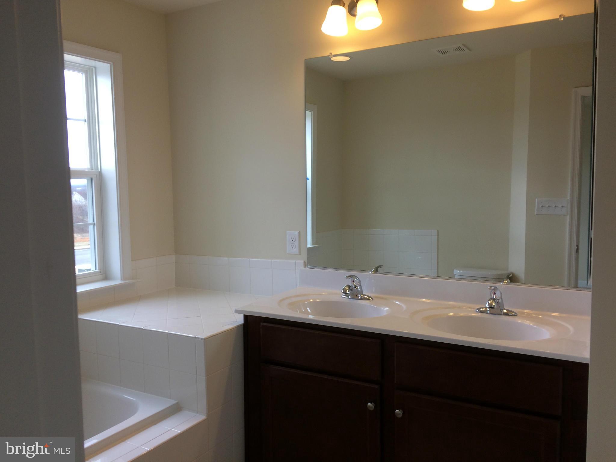 KENSINGTON TERRACE - Residential