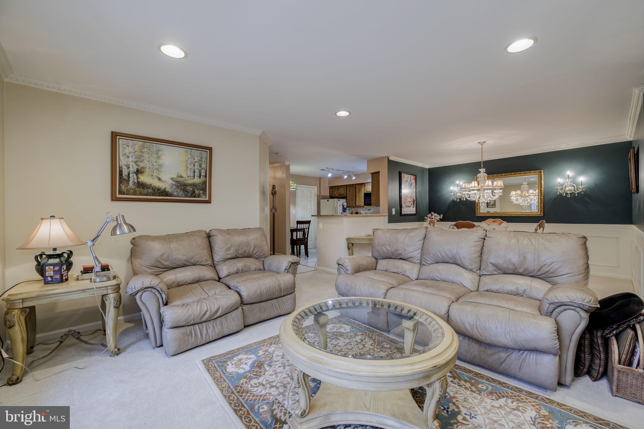 KINGSTOWNE - Residential Lease