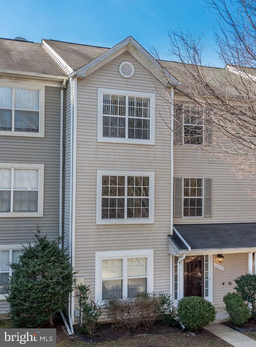 Beautiful 4BR/3 Full Bath 3-Level Townhome in Clary's Forest! Many updates! Beautiful eat-in kitchen with white cabinets, ceramic tile backsplash, island, breakfast nook, slider to deck for grilling and outdoor entertainment. Spacious living room/dining room, perfect for relaxation and entertaining guests. Beautiful master bedroom with attached master bath with jetted tub, 3 additional bedrooms and 2 additional baths. Entry level bedroom and spacious media room with wood burning fireplace and access to patio. Covered front porch! MUST SEE!