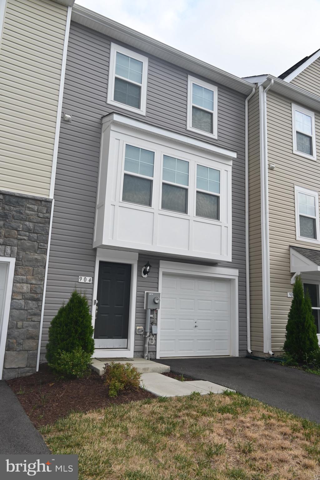 FAIRCHILD HEIGHTS - Residential