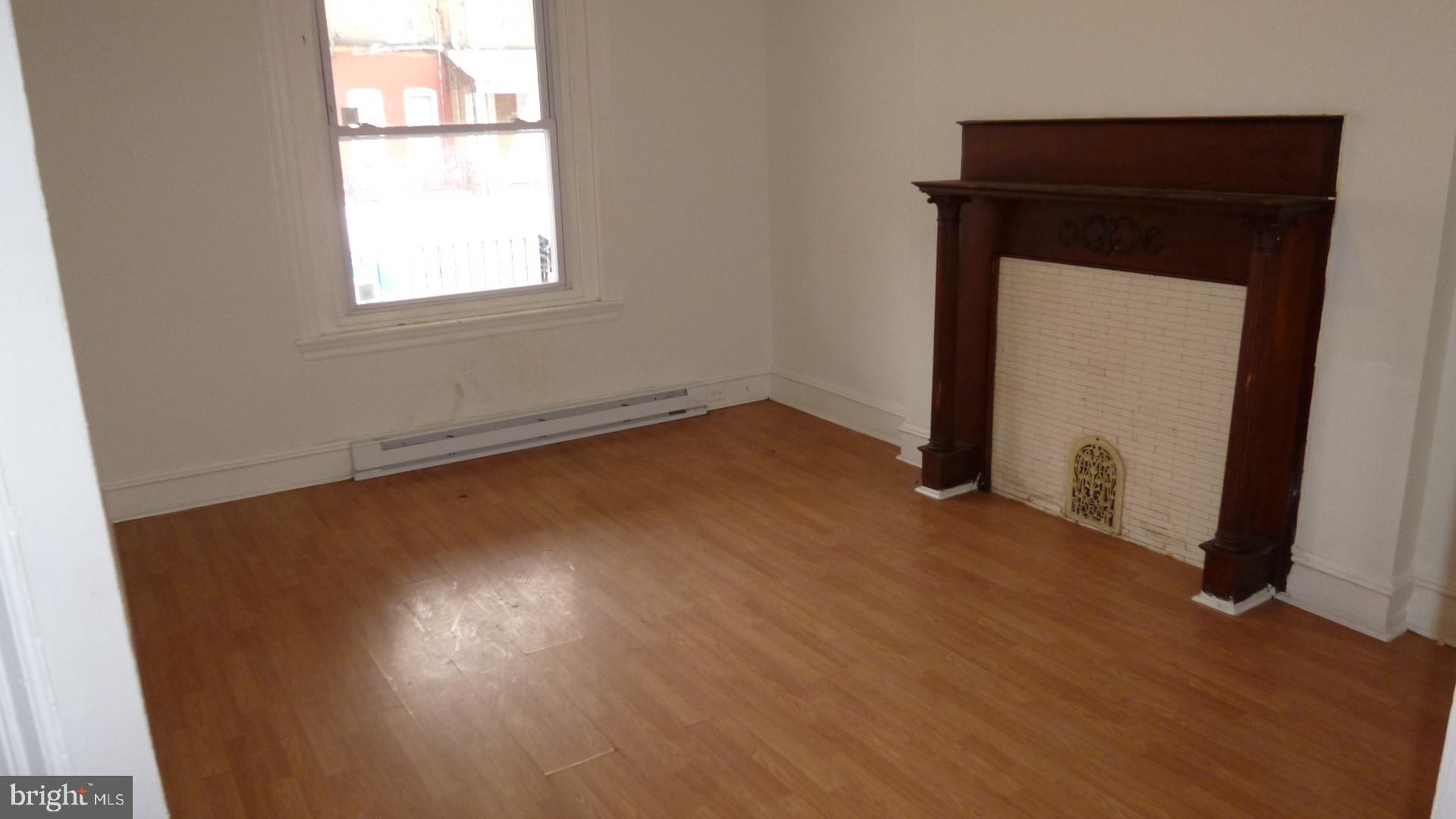 PHILADELPHIA (WEST) - Residential