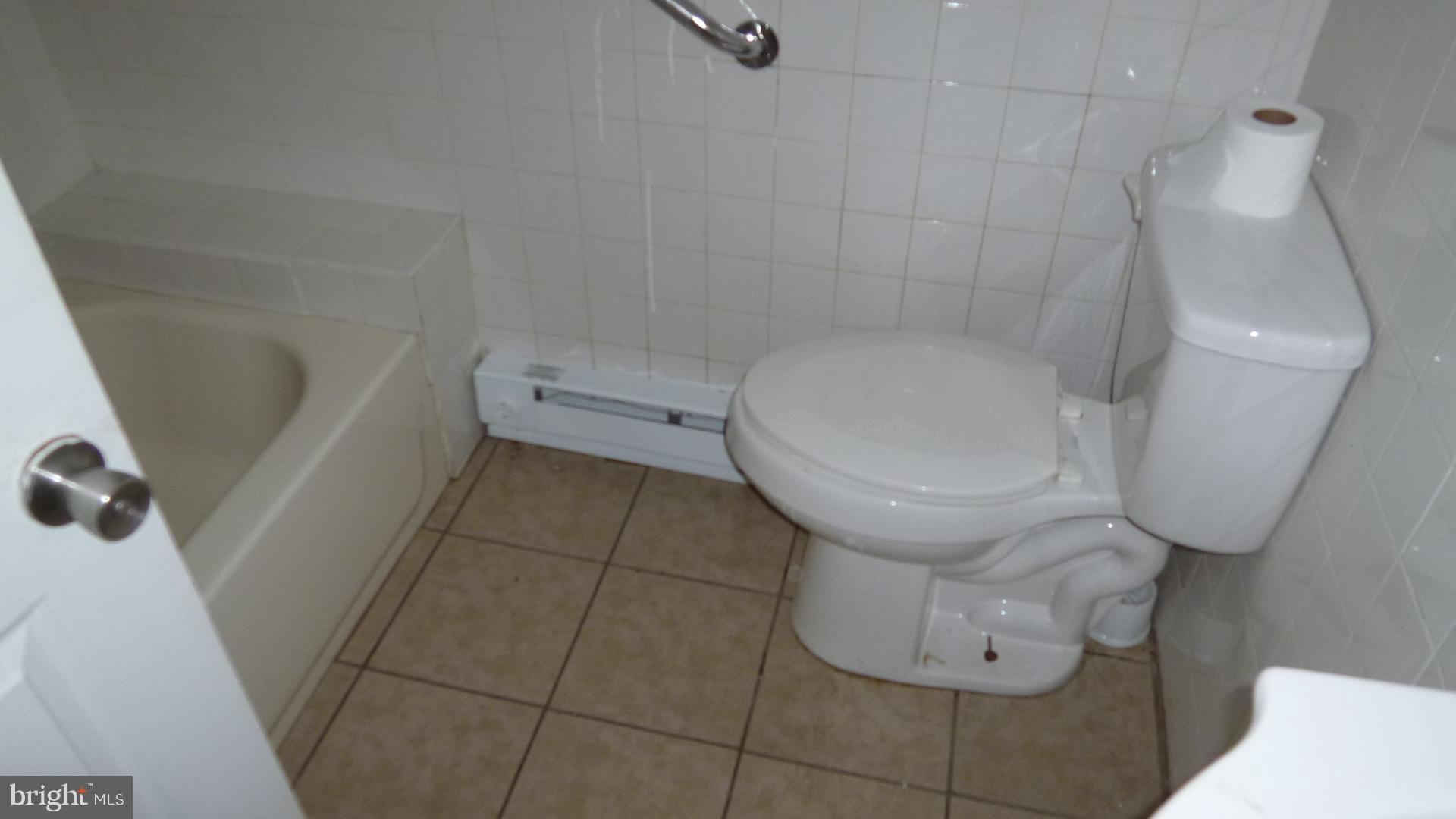 PHILADELPHIA (WEST) - Residential