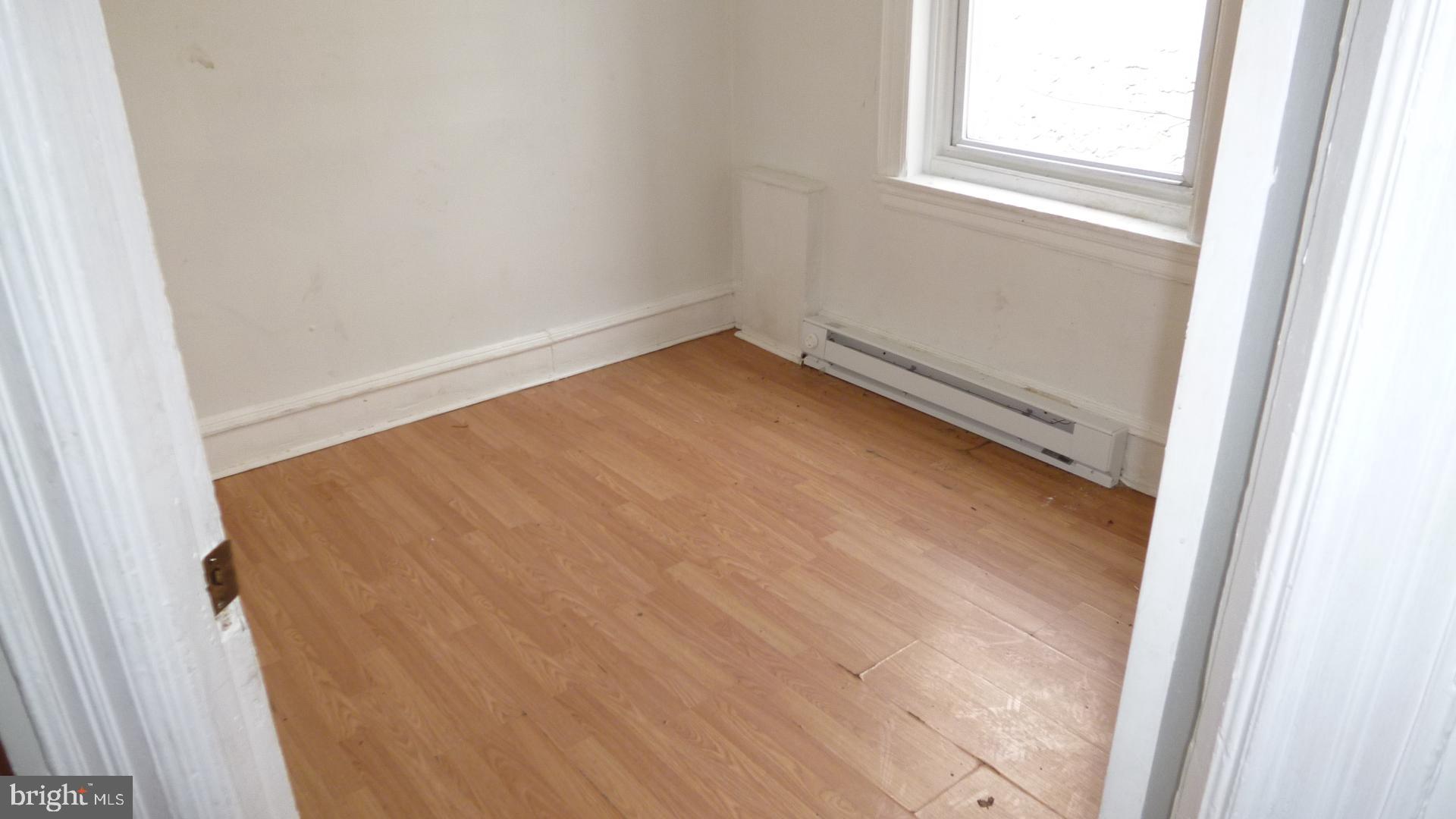 PHILADELPHIA (WEST) - Residential