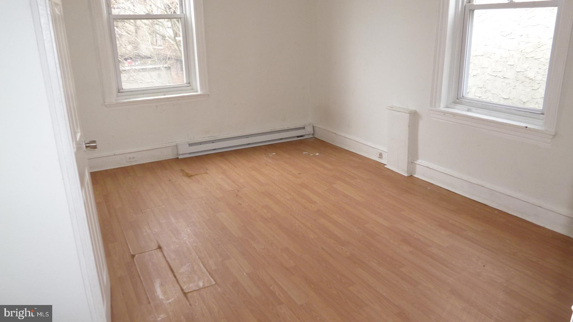 PHILADELPHIA (WEST) - Residential