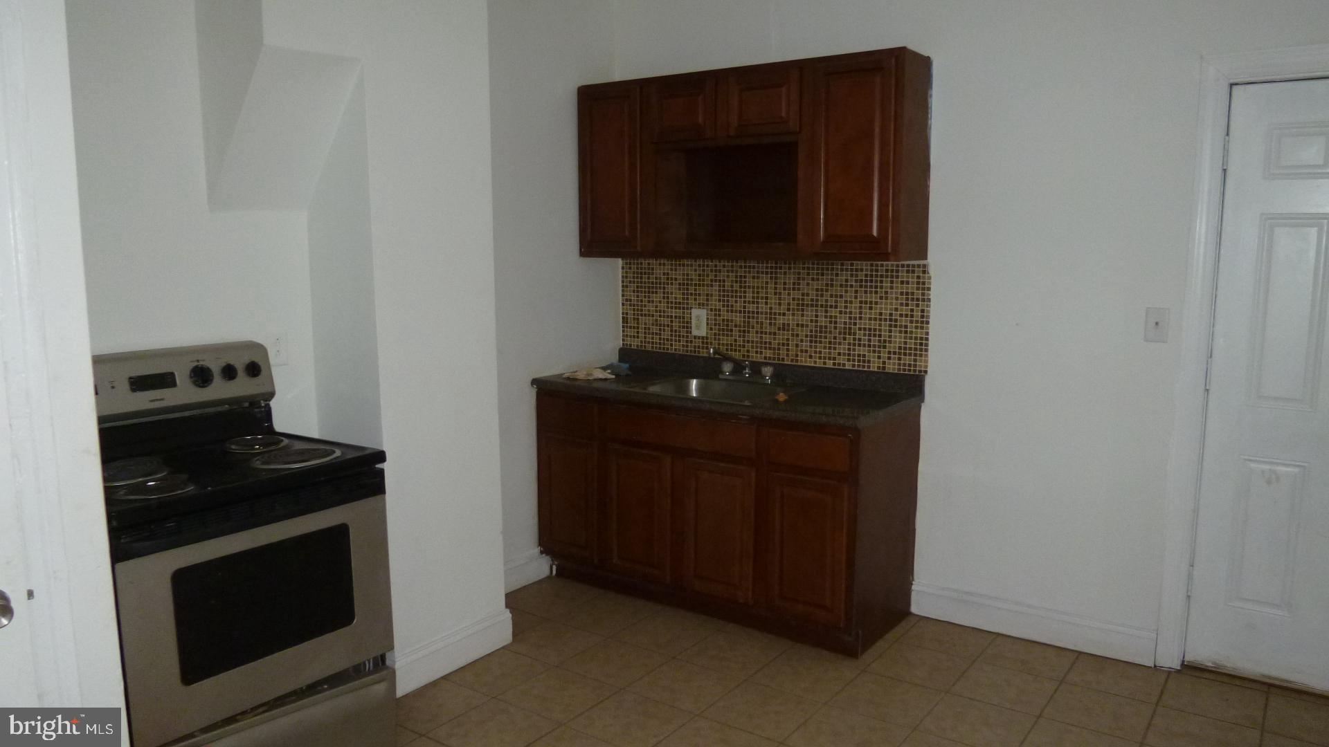 PHILADELPHIA (WEST) - Residential