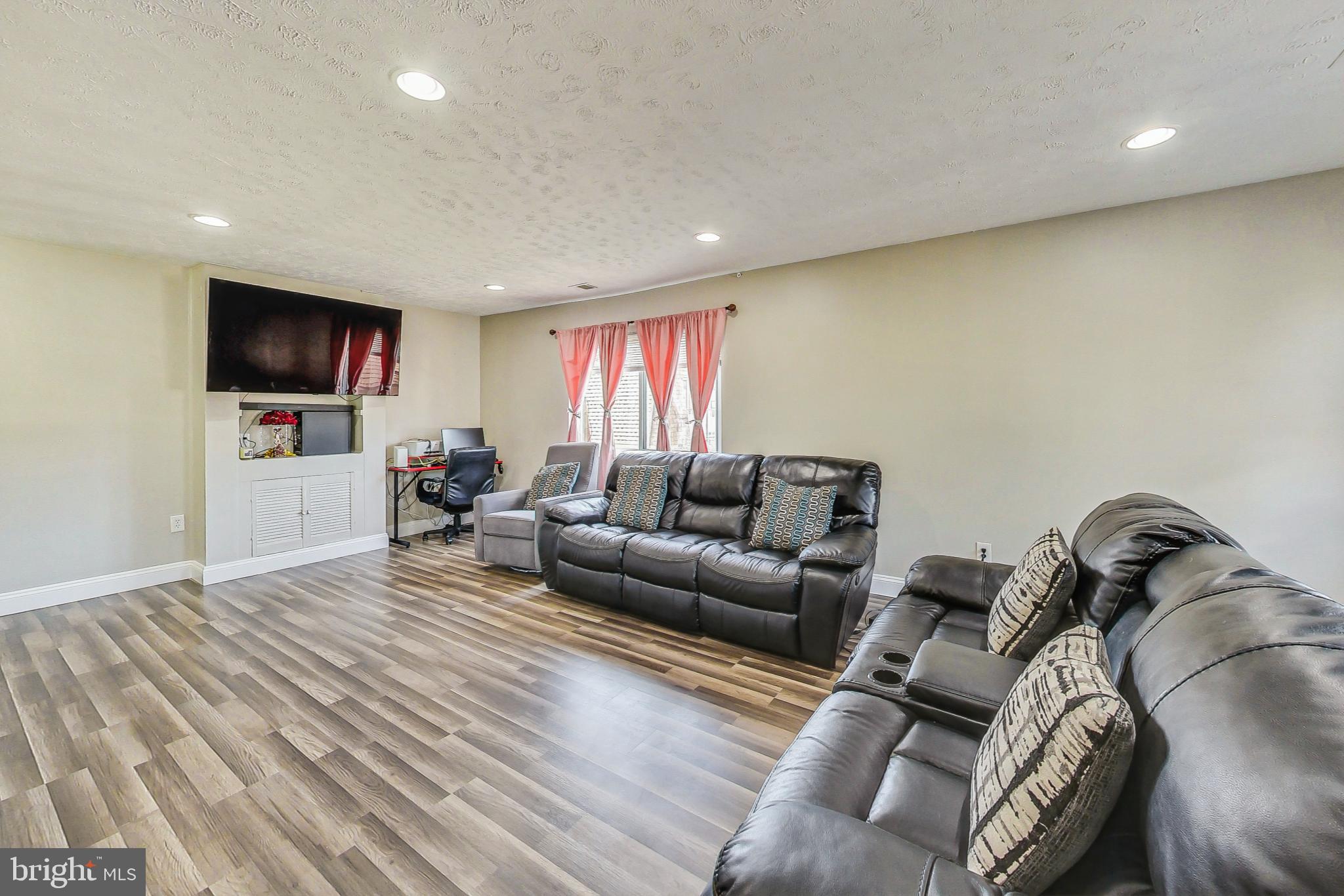 SEQUOYAH - Residential