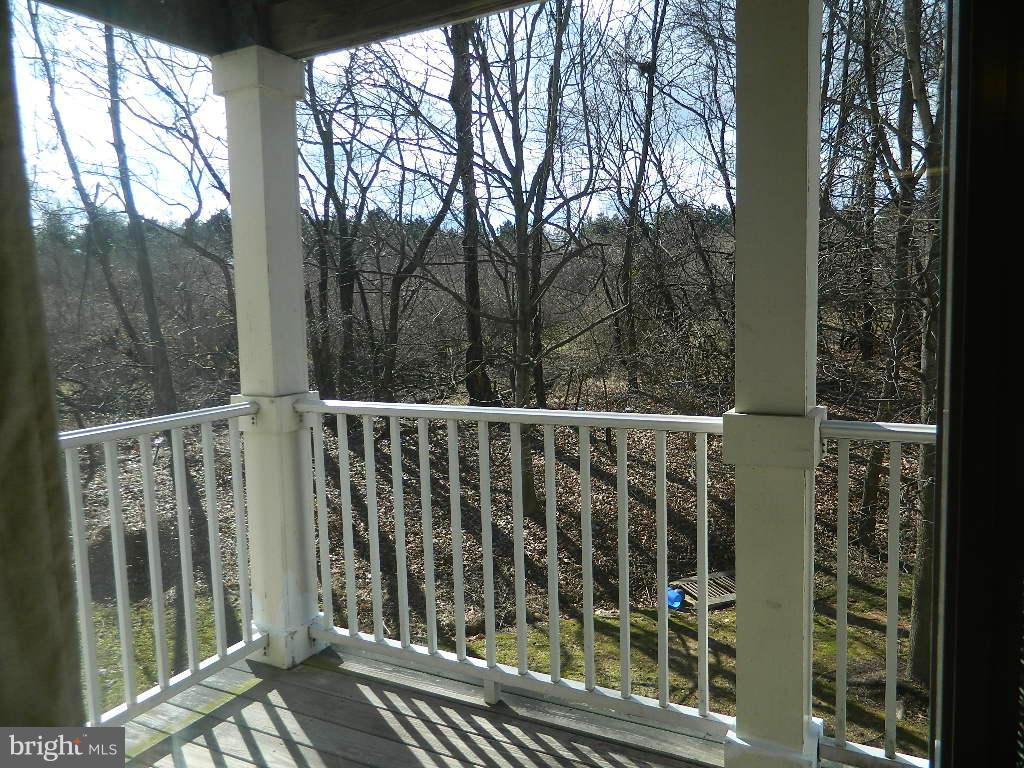 BROOKSTONE - Residential Lease