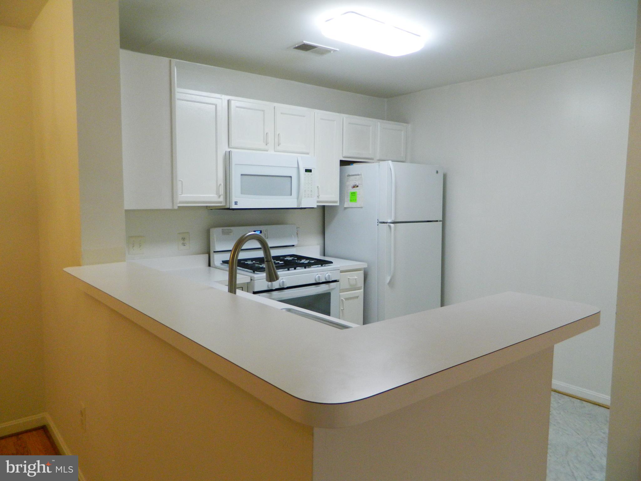 BROOKSTONE - Residential Lease