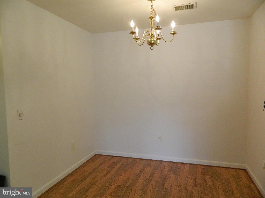 BROOKSTONE - Residential Lease