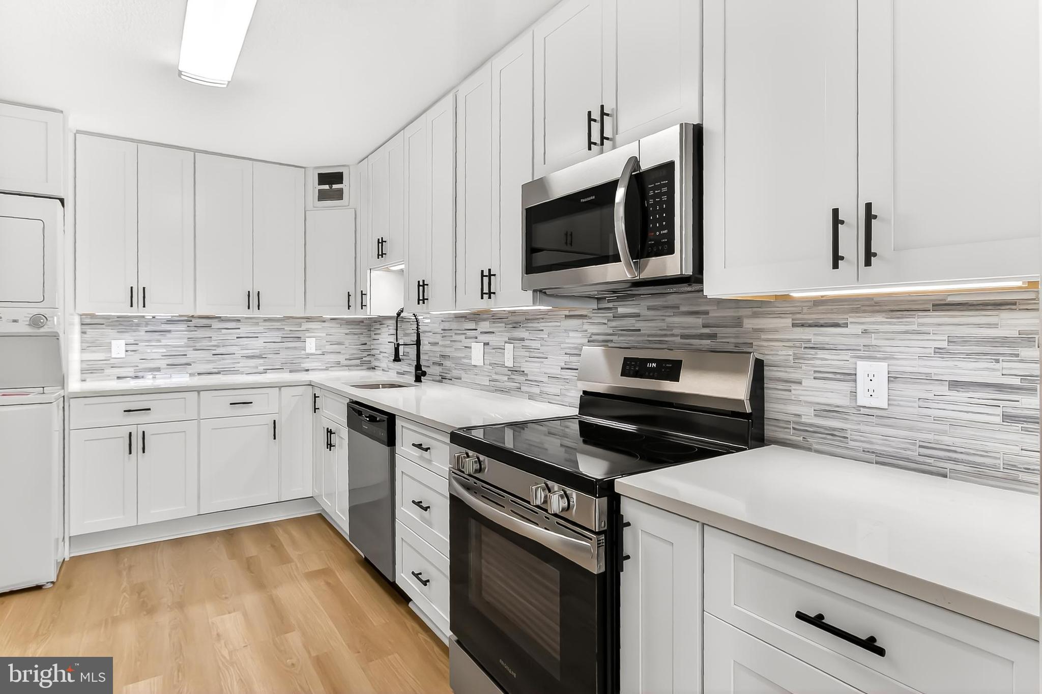 205 YOAKUM PARKWAY 1509