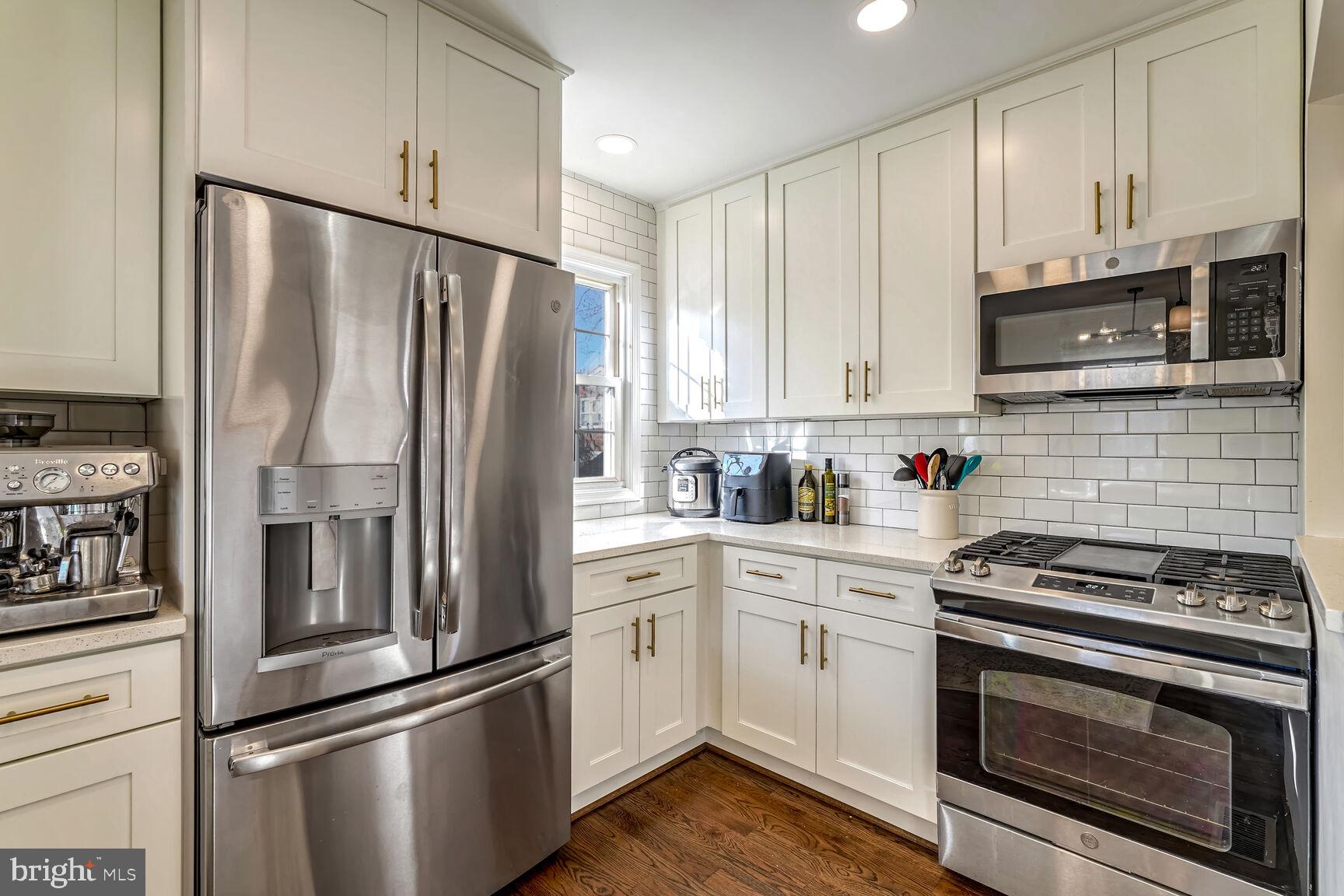 MILBURN TERRACE - Residential