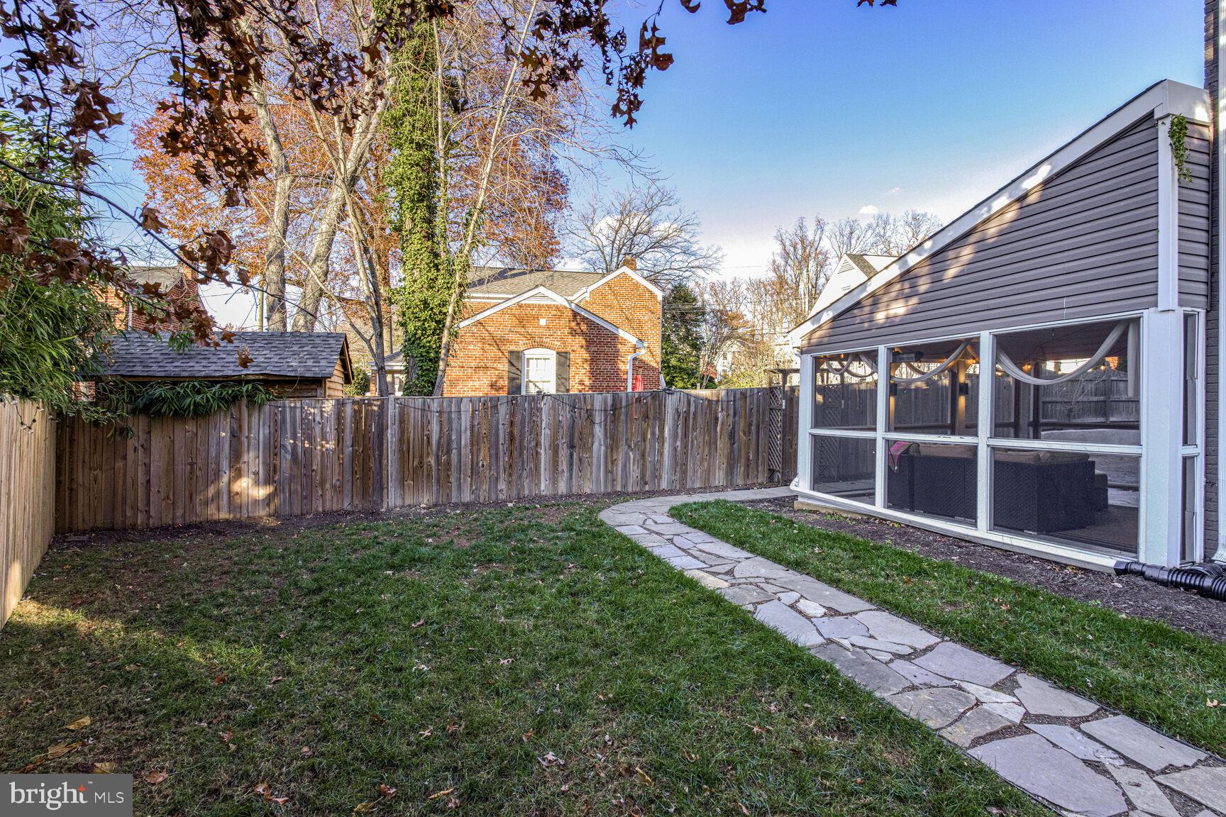 MILBURN TERRACE - Residential