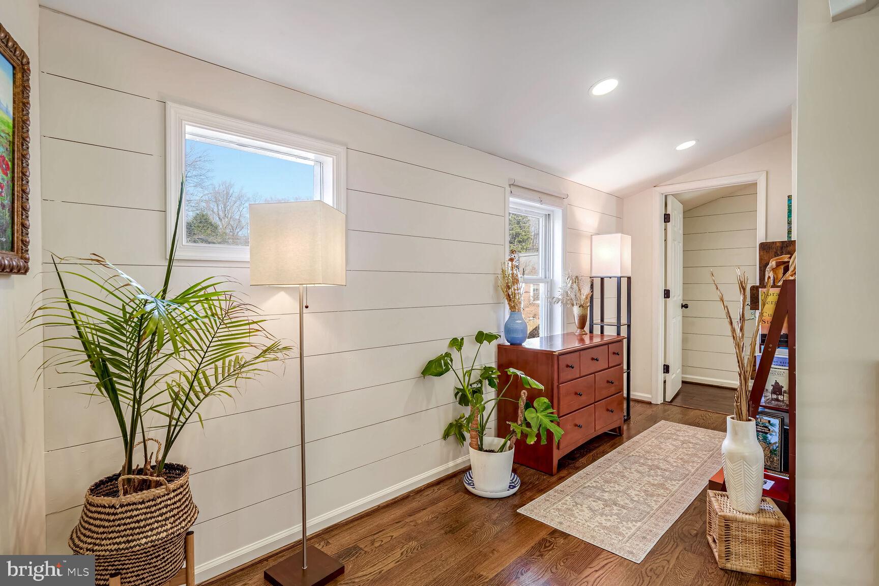 MILBURN TERRACE - Residential