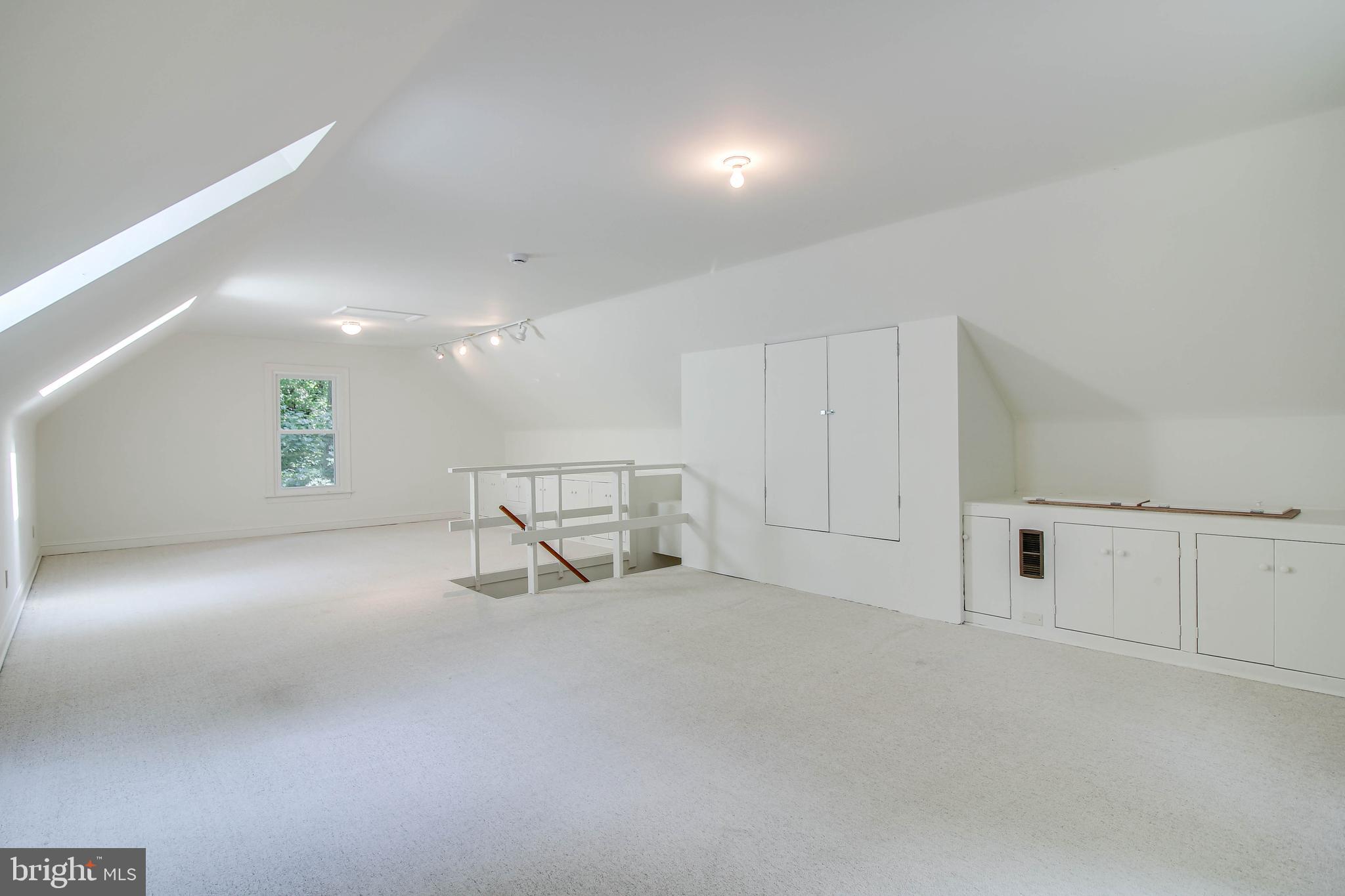 DAYTON MEADOWS - Residential