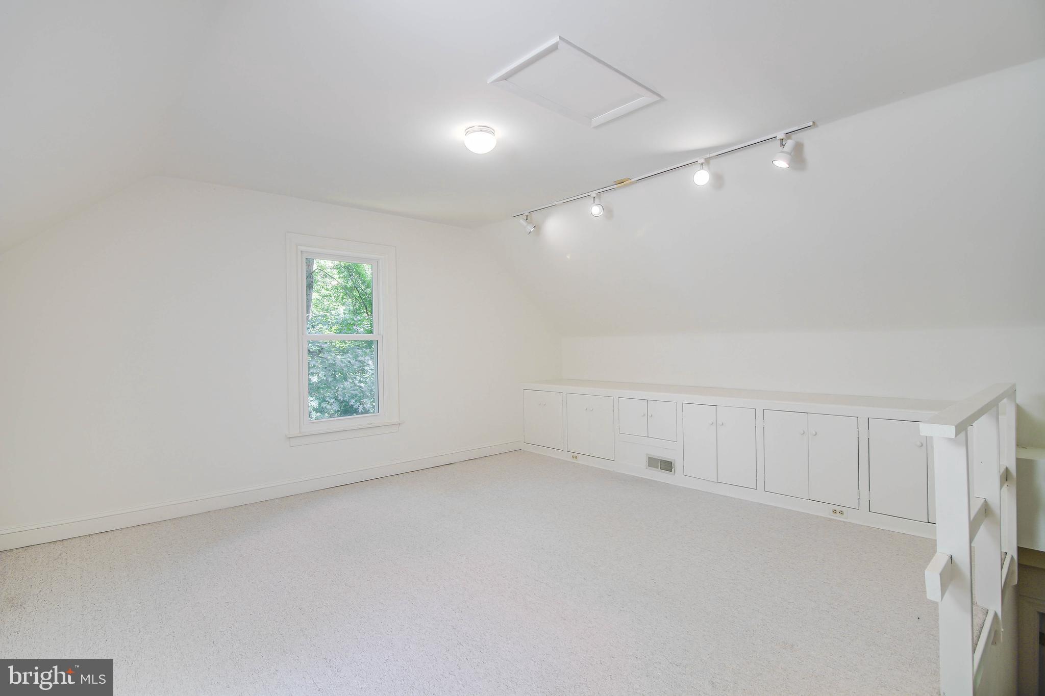 DAYTON MEADOWS - Residential