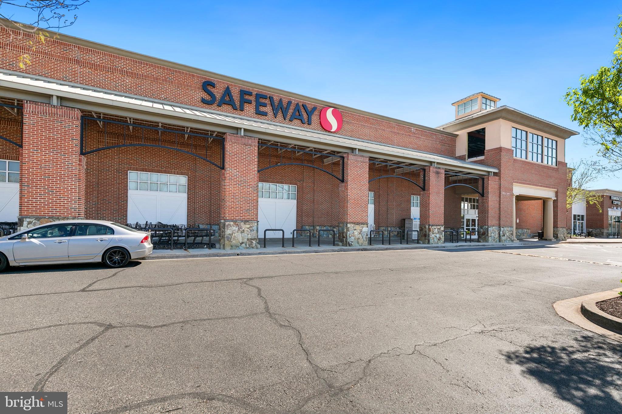 CHURCHILL TOWN SECTOR - Residential