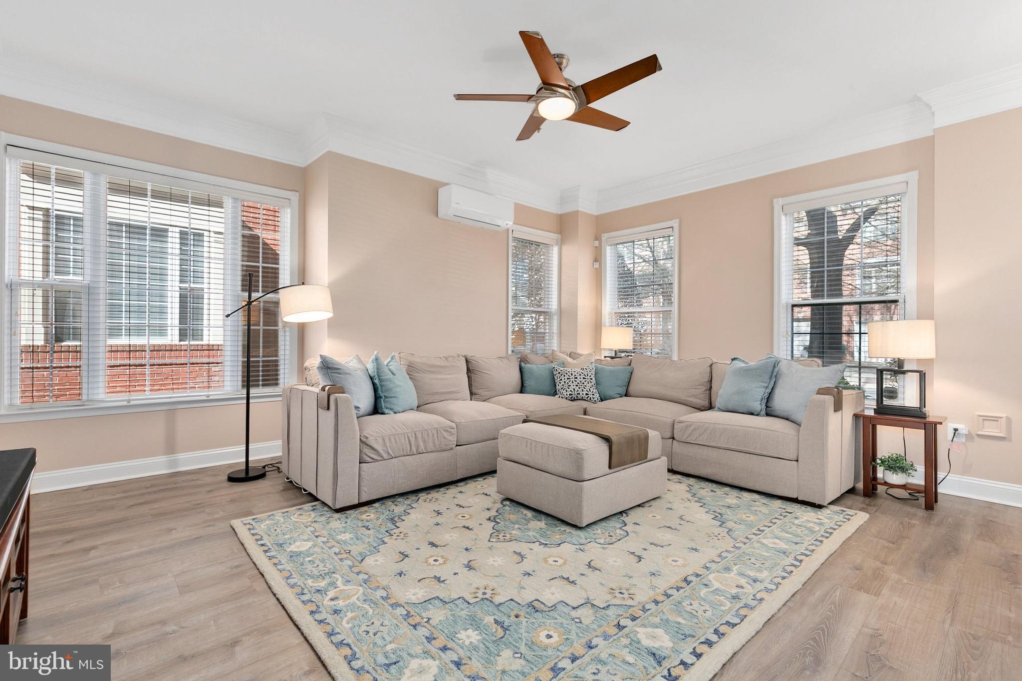 CHURCHILL TOWN SECTOR - Residential