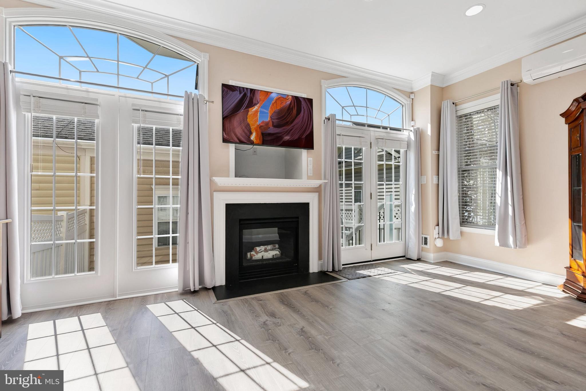 CHURCHILL TOWN SECTOR - Residential