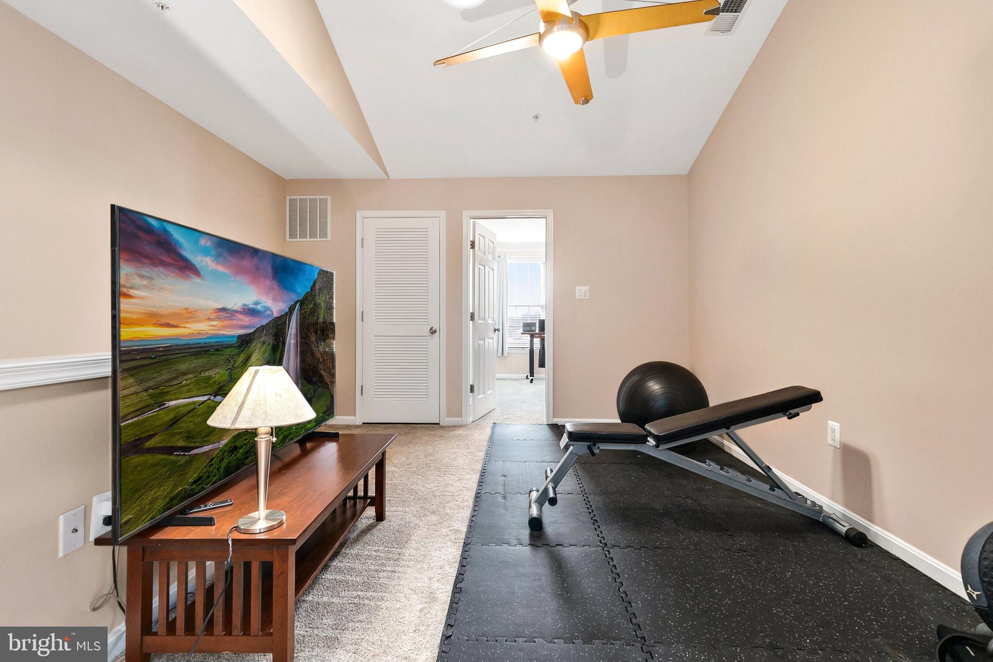 CHURCHILL TOWN SECTOR - Residential