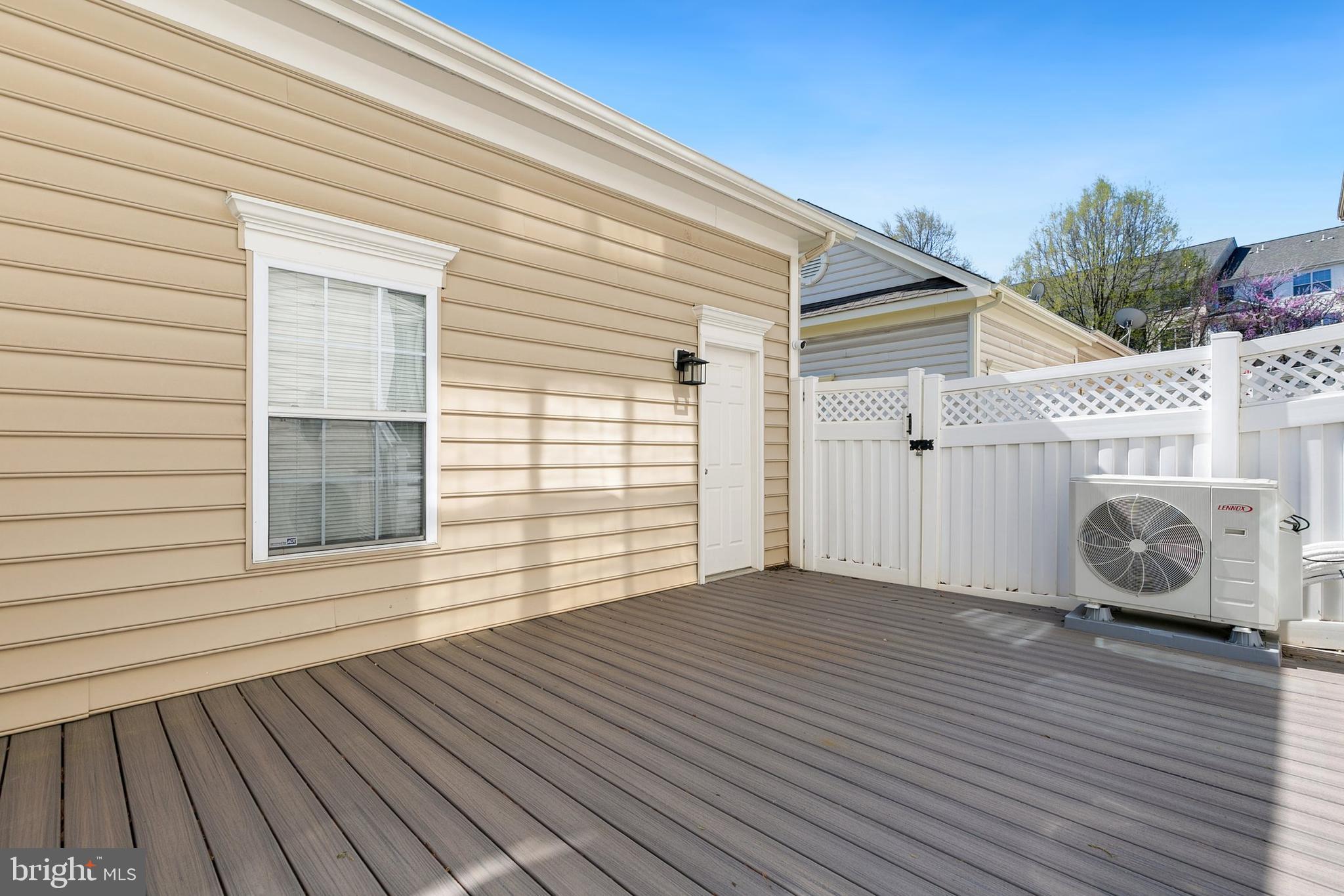 CHURCHILL TOWN SECTOR - Residential