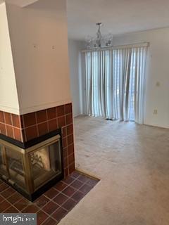 VANTAGE POINT - Residential