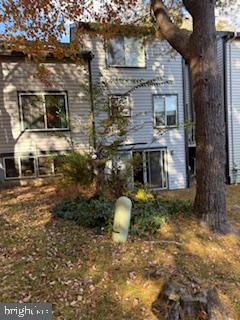 5491 VANTAGE POINT ROAD 27