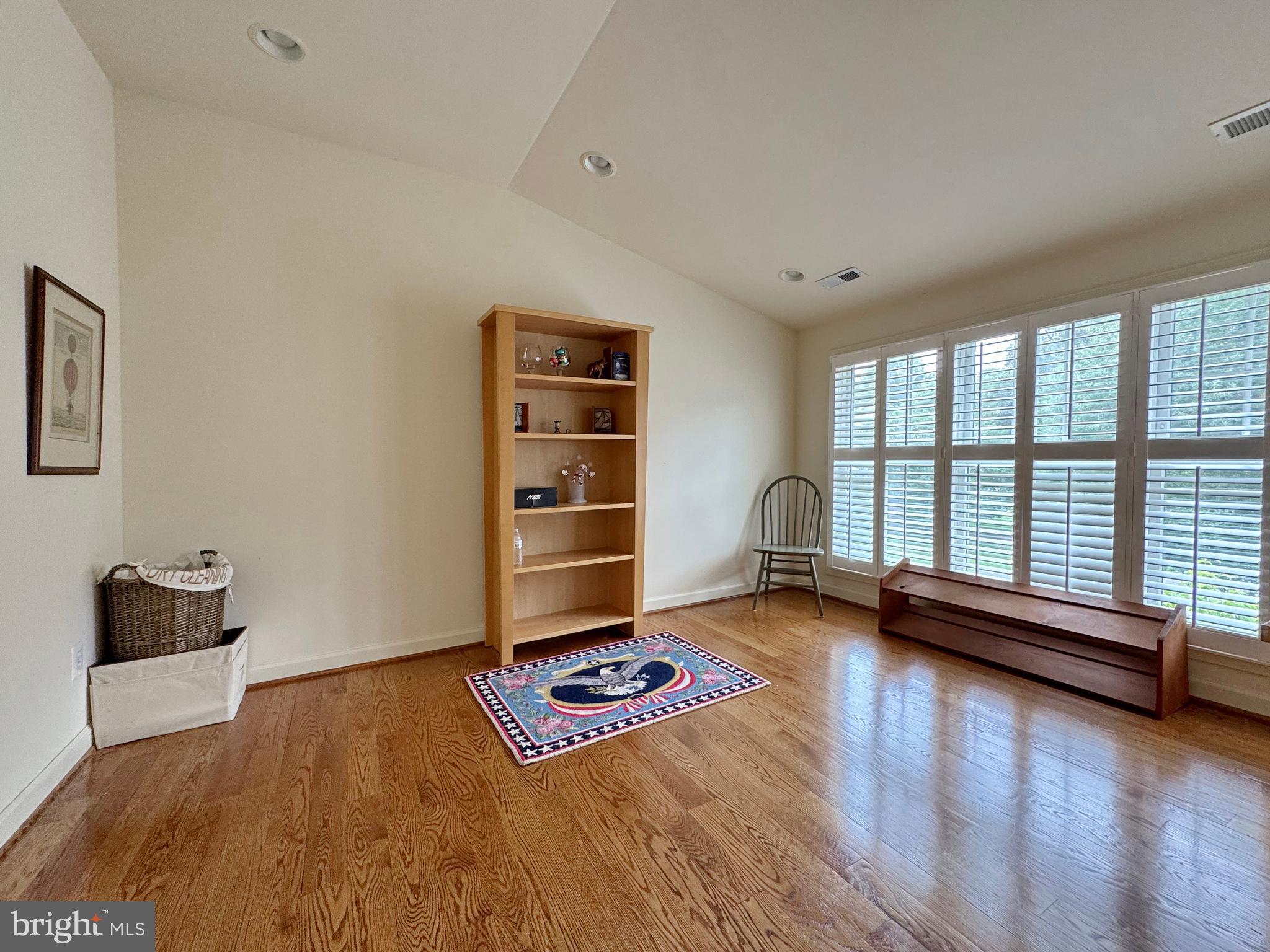 SWANN POINT - Residential Lease