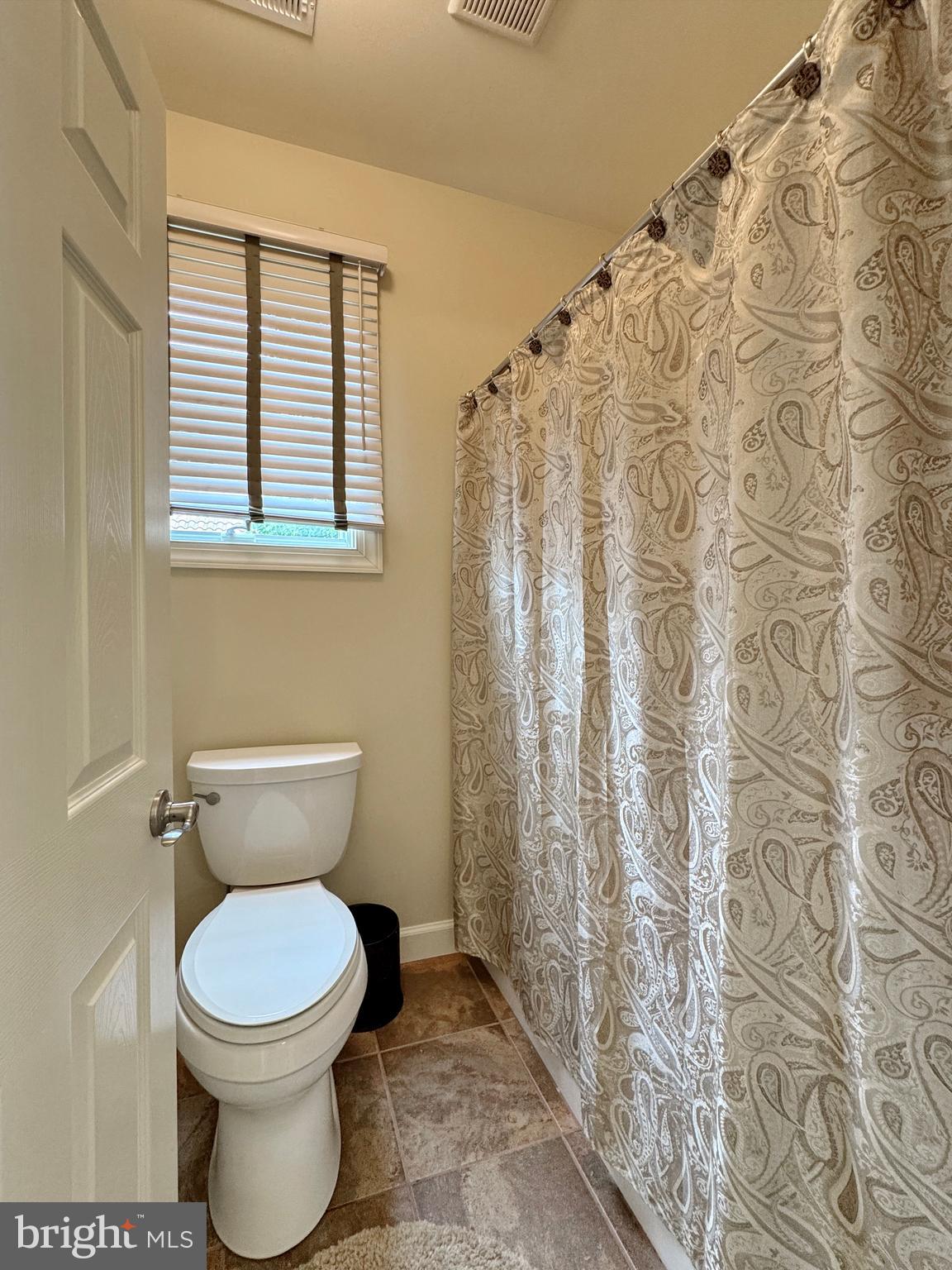 SWANN POINT - Residential Lease