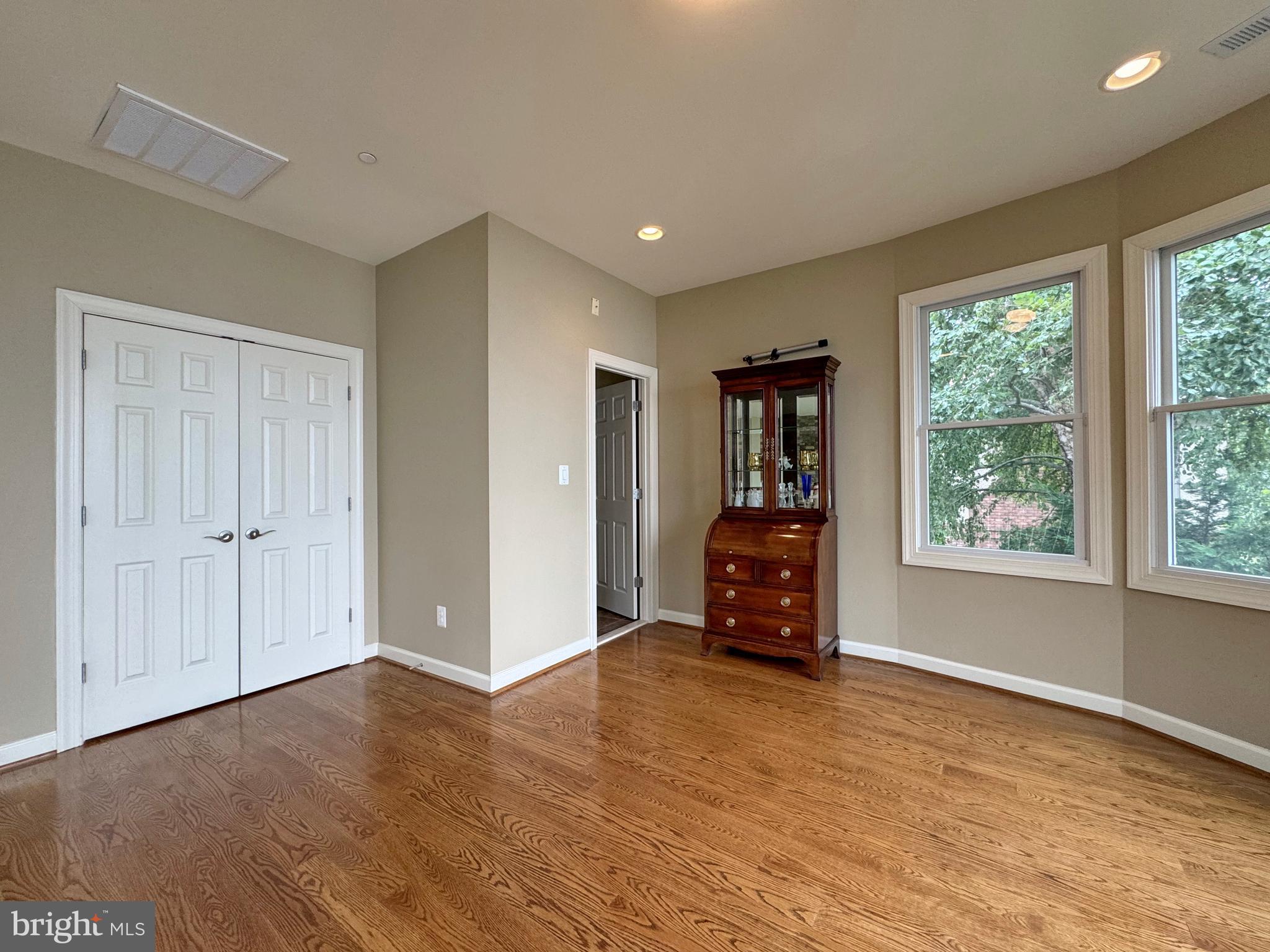 SWANN POINT - Residential Lease