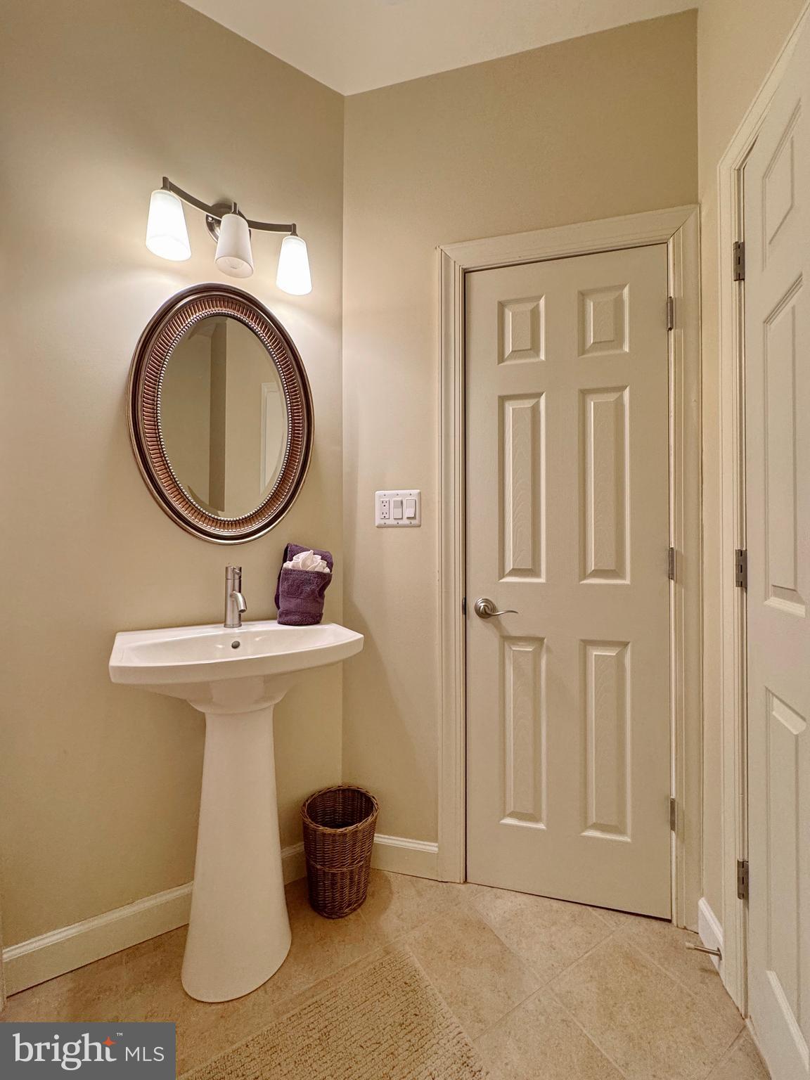 SWANN POINT - Residential Lease