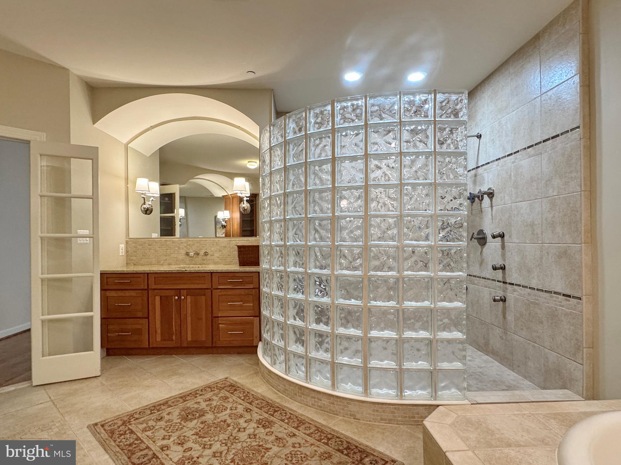 SWANN POINT - Residential Lease