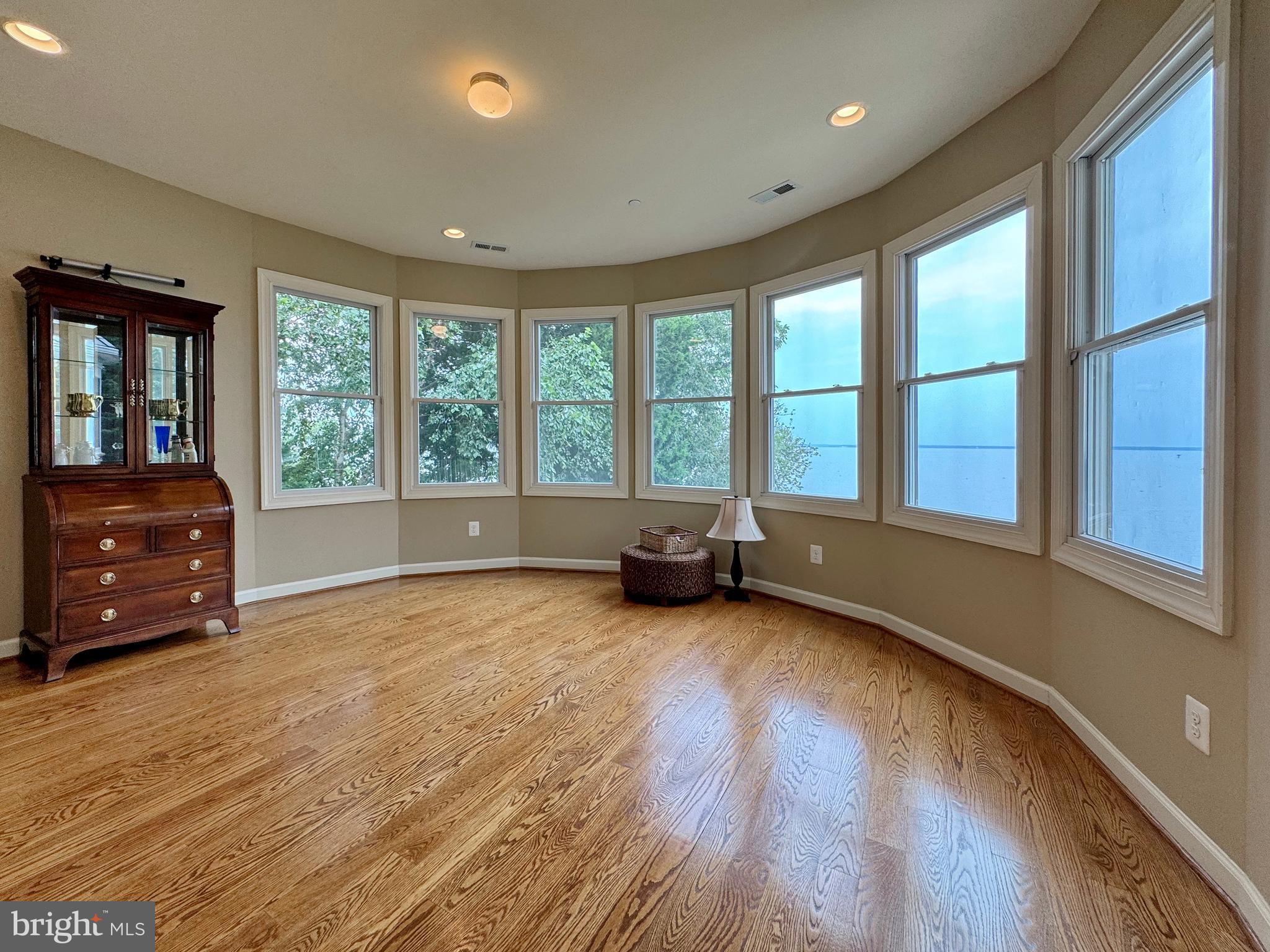 SWANN POINT - Residential Lease