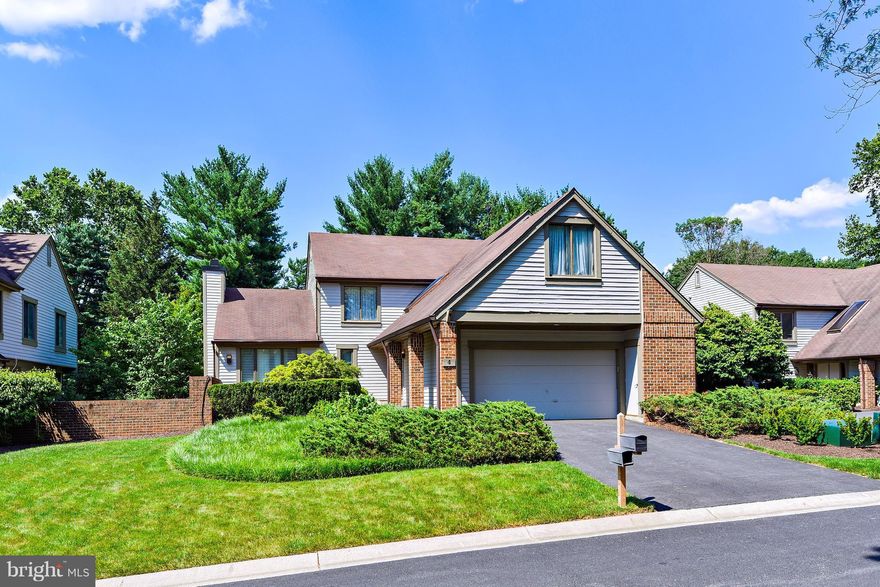 Wonderful Location in Desirable Regency Park! Main Level Features Gorgeous H/W Fls Thru/Out. New Pella French Drs & Windows Offers Tons of Natural Light. Expanded Deck w/Access From Living & Family Rms. Amazing Custom Kit w/Marble Ctrs., Gorgeous Cabinetry, & High-End Appl. Fam. Rm. off Kit. Den w/Wet Bar. Gracious Rm Sizes. LL Fully Finished W/ Fitness Rm. FB, & BR. Premium Lot. Ext. Maint. Incl.