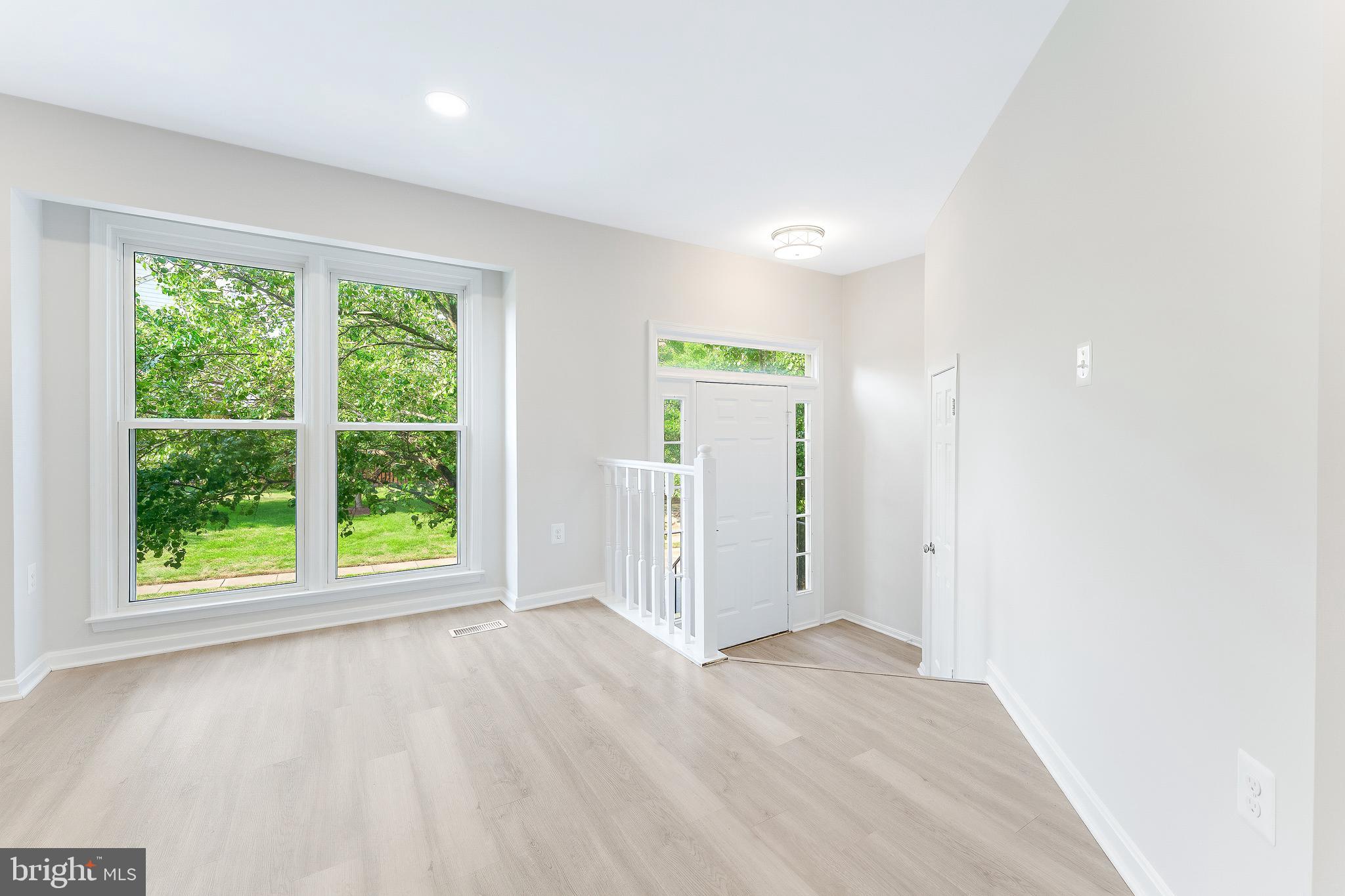 46930 TRUMPET CIRCLE