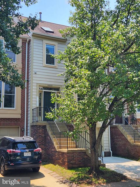 46930 TRUMPET CIRCLE STERLING VA 20164