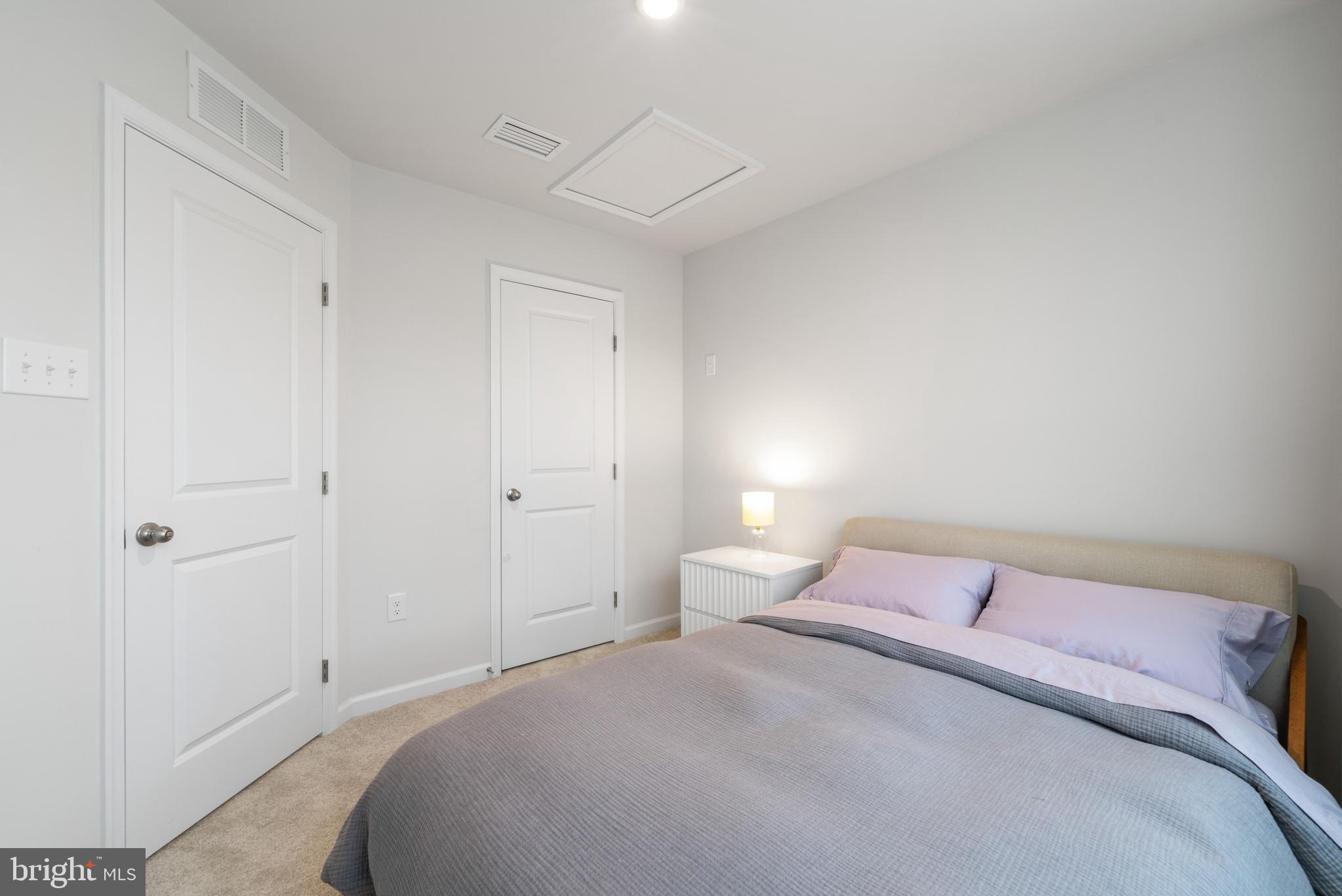 SANATOGA CROSSING - Residential