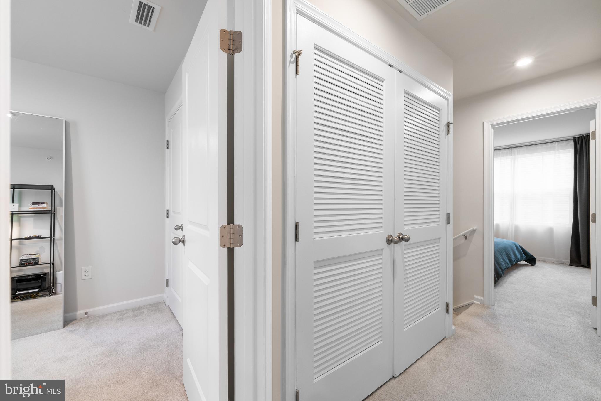 SANATOGA CROSSING - Residential