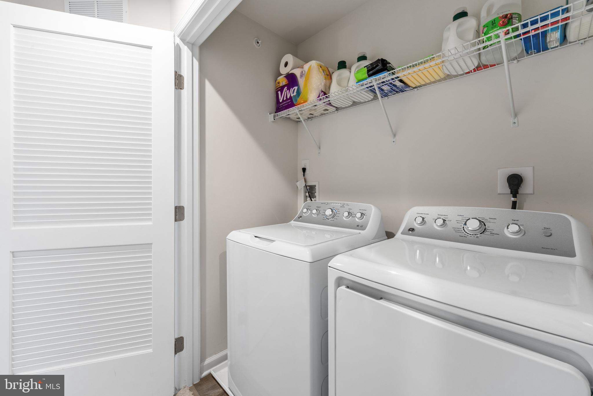 SANATOGA CROSSING - Residential