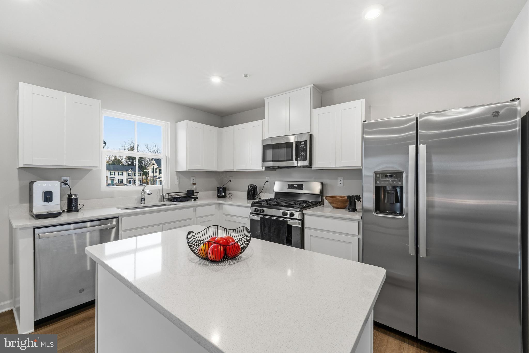 SANATOGA CROSSING - Residential