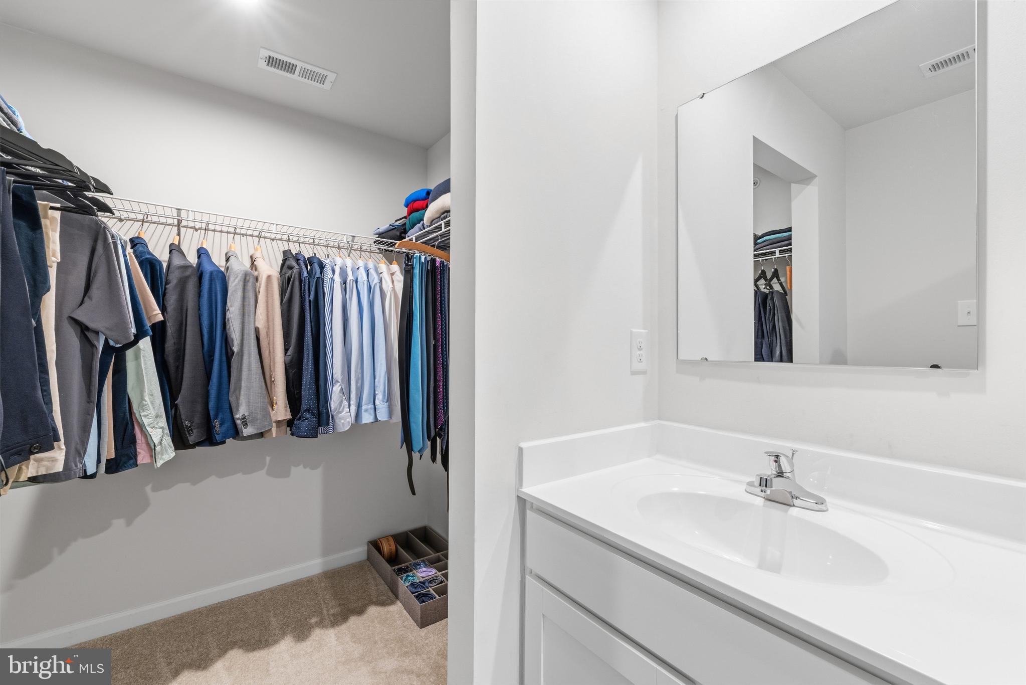 SANATOGA CROSSING - Residential