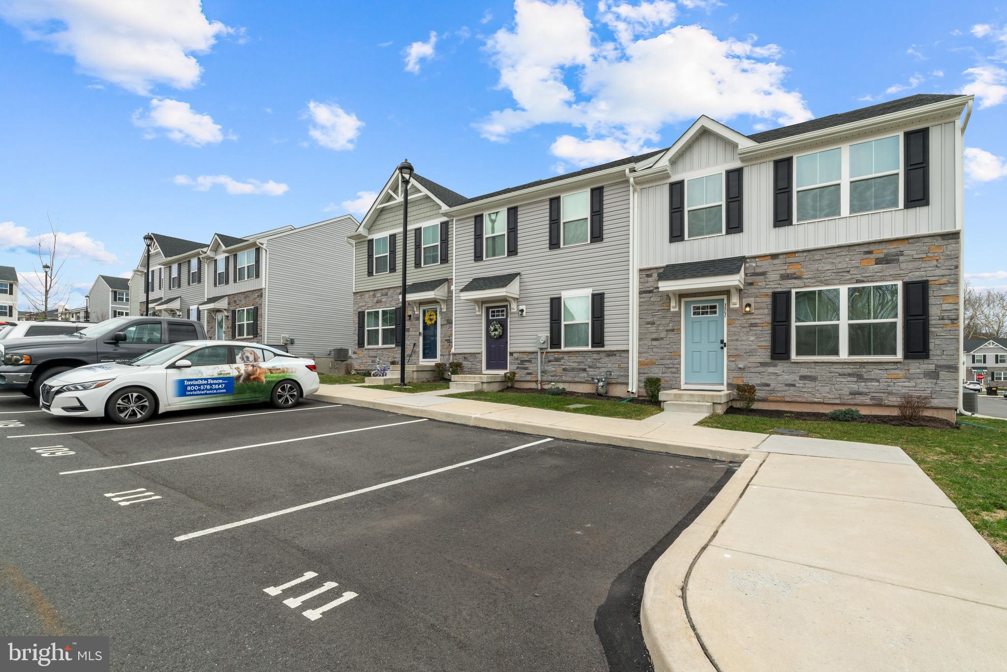 SANATOGA CROSSING - Residential