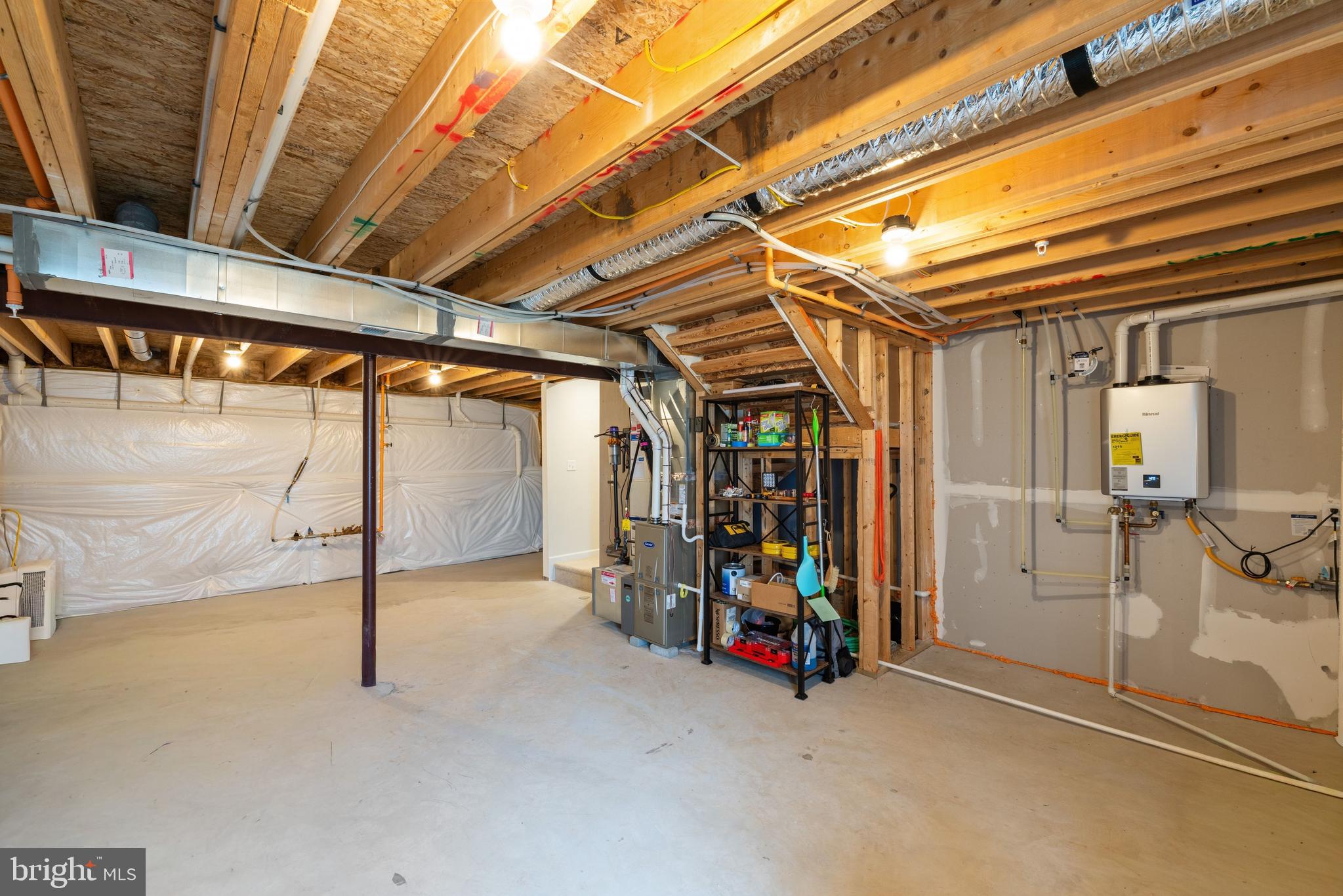 SANATOGA CROSSING - Residential