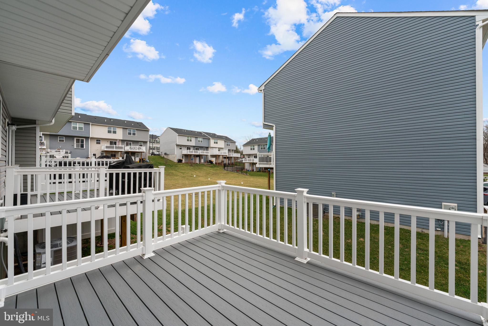 SANATOGA CROSSING - Residential