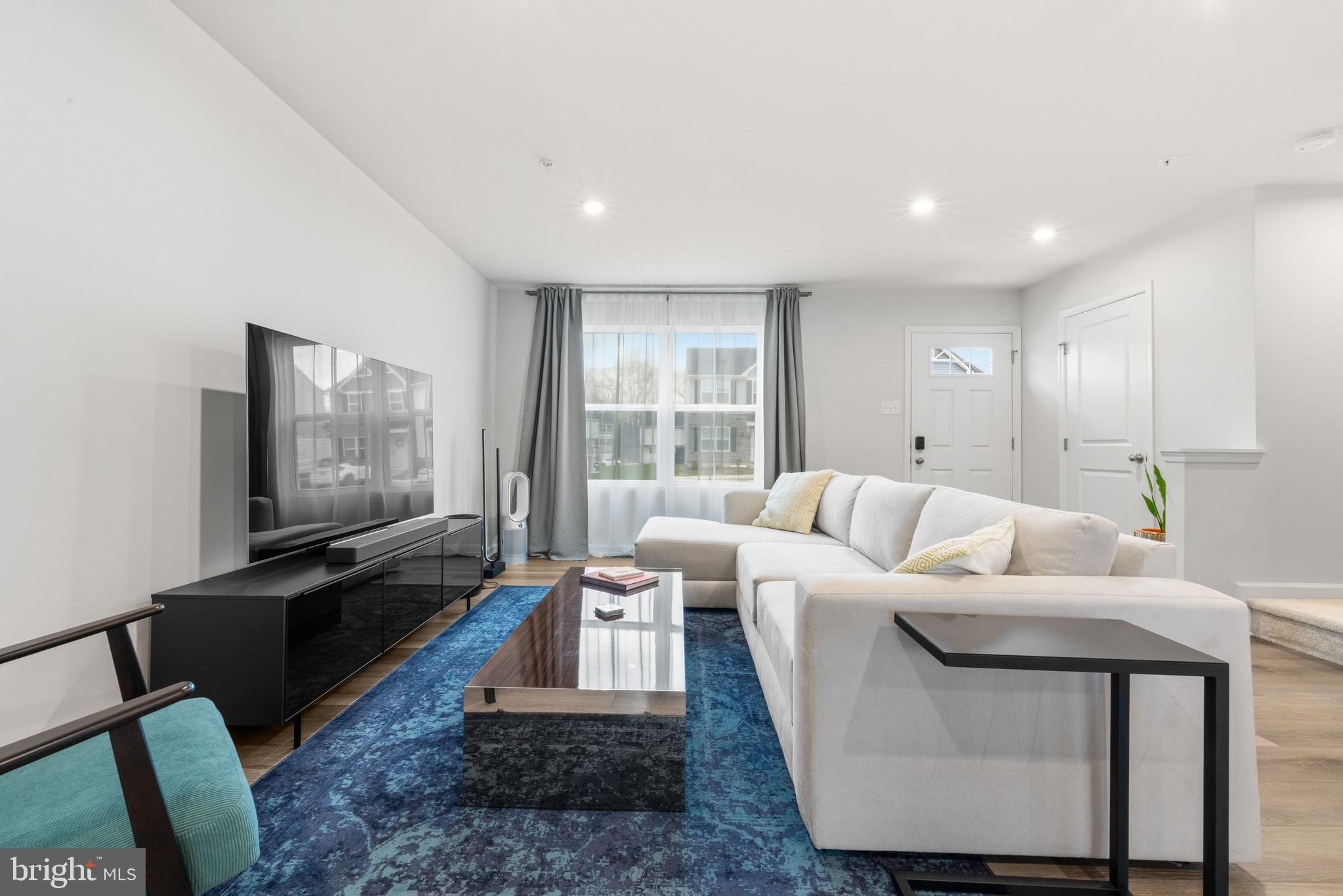 SANATOGA CROSSING - Residential