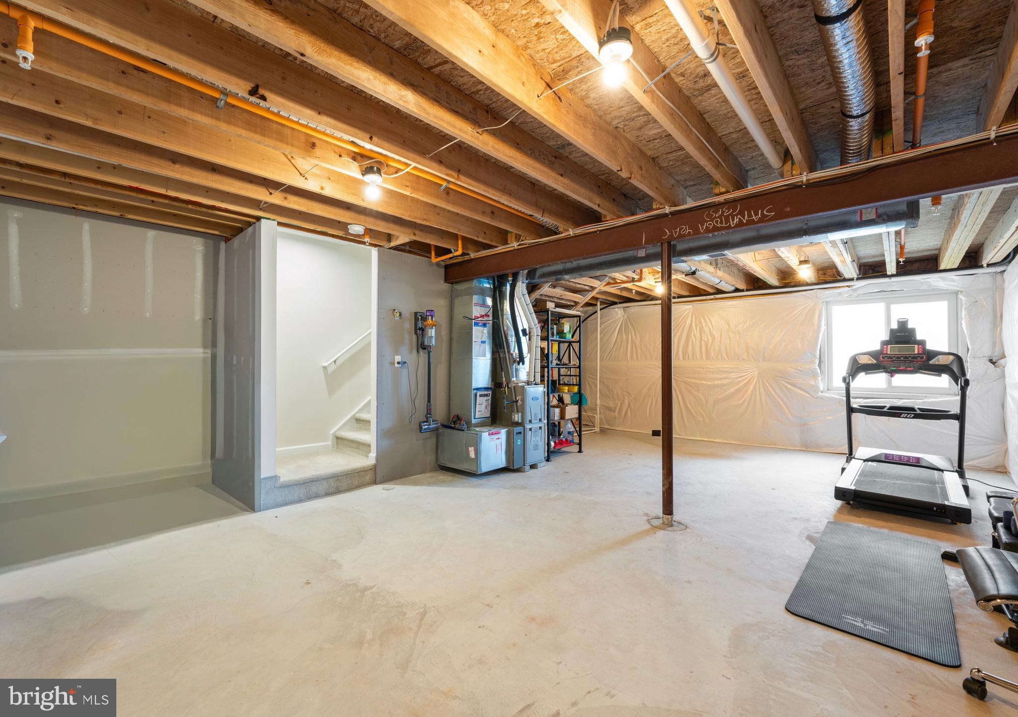 SANATOGA CROSSING - Residential