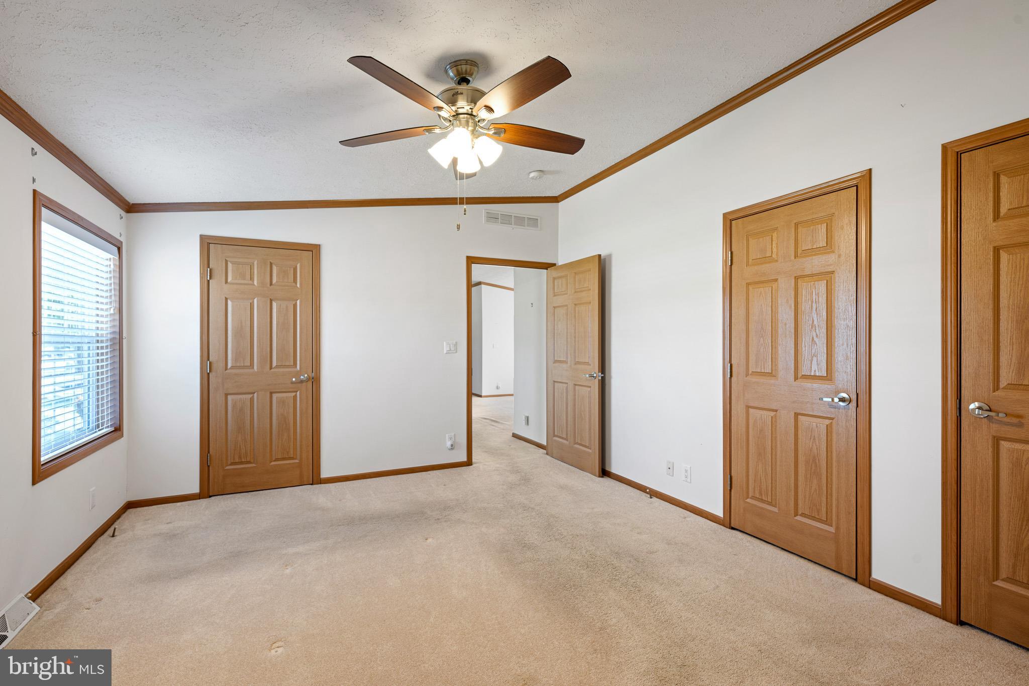 WYNN WOOD - Residential