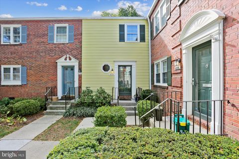 Photo of 6734 Hillandale Road #9, CHEVY CHASE, MD 20815 (MLS # MDMC2203910)