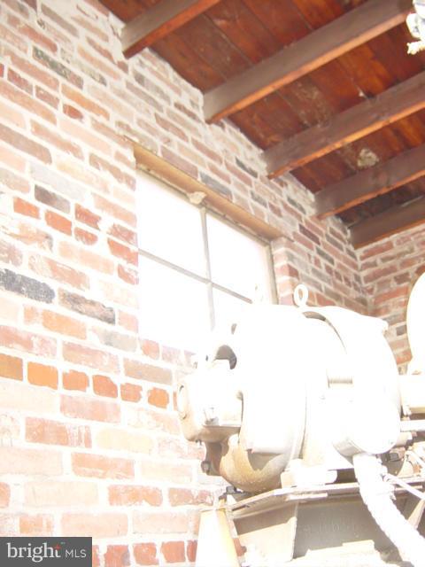 BOLTON HILL HISTORIC DISTRICT - Residential Income