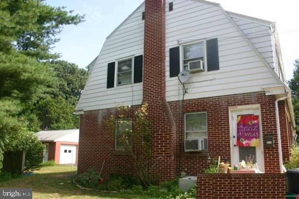 Photo of 545 E High Street, ELIZABETHTOWN, PA 17022 (MLS # PALA2066890)