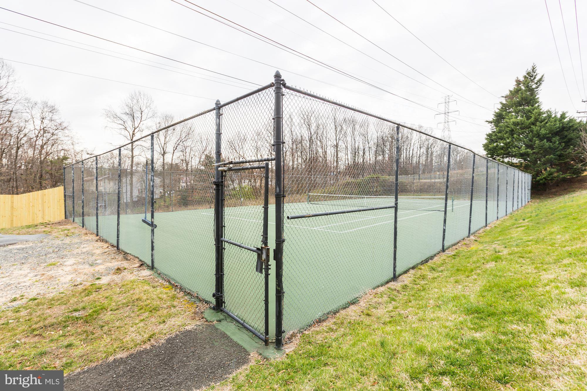 KEENE MILL WOODS - Residential